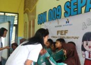 Friday English Fun Dorong Keterampilan Bahasa Inggris di Sepaku