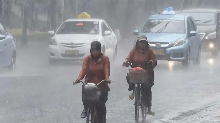 Hujan Lebat Guyur Jakarta, BMKG Beri Peringatan Penting