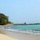Menikmati Keindahan Pantai Santolo di Garut