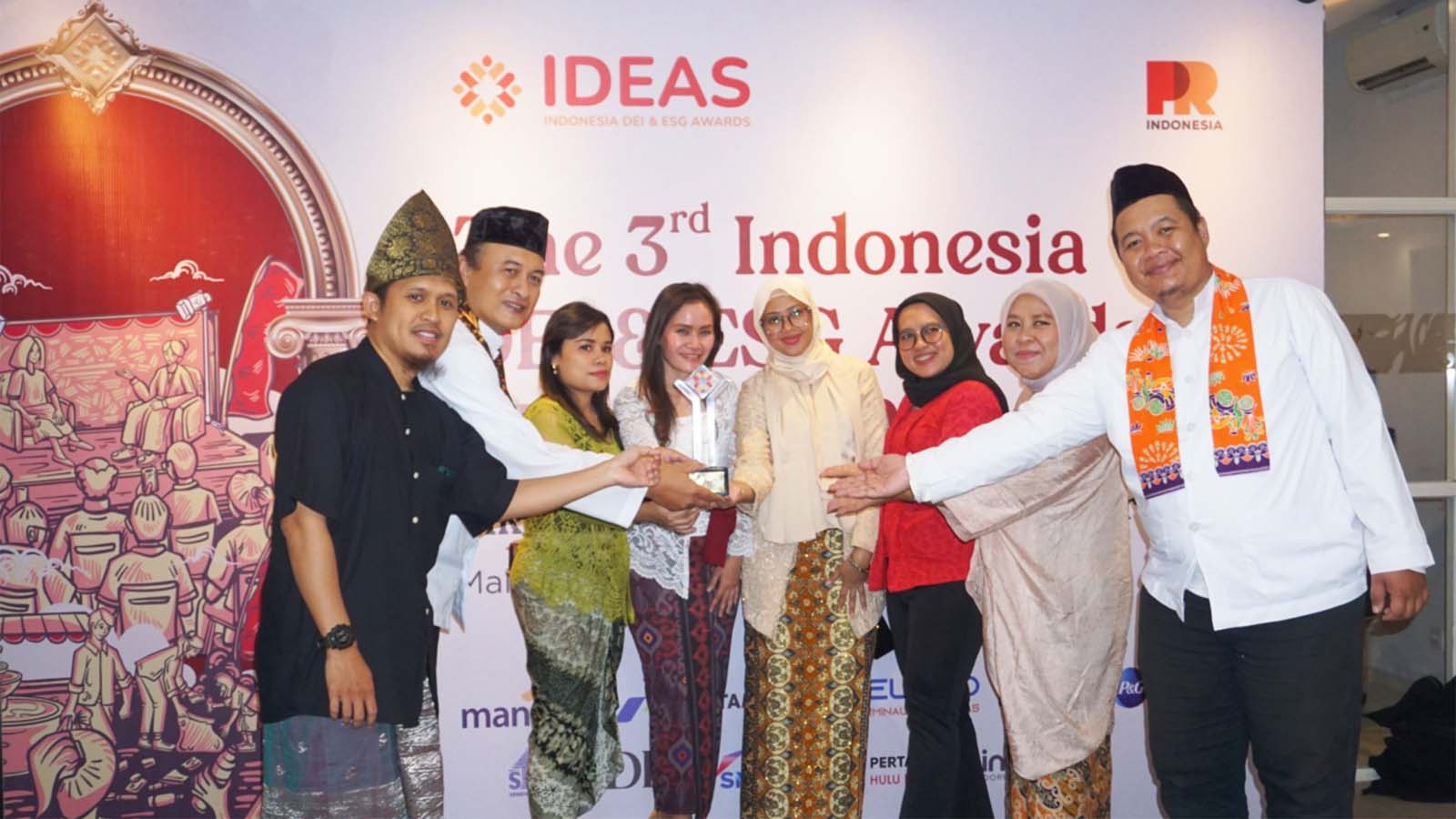 Pertamina Terima Penghargaan ESG untuk Layanan Pelanggan