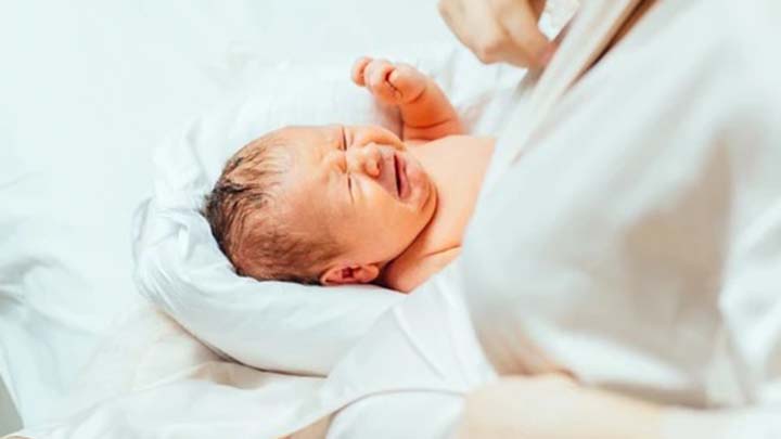 Studi Ungkap ASI Tingkatkan Kecerdasan Anak