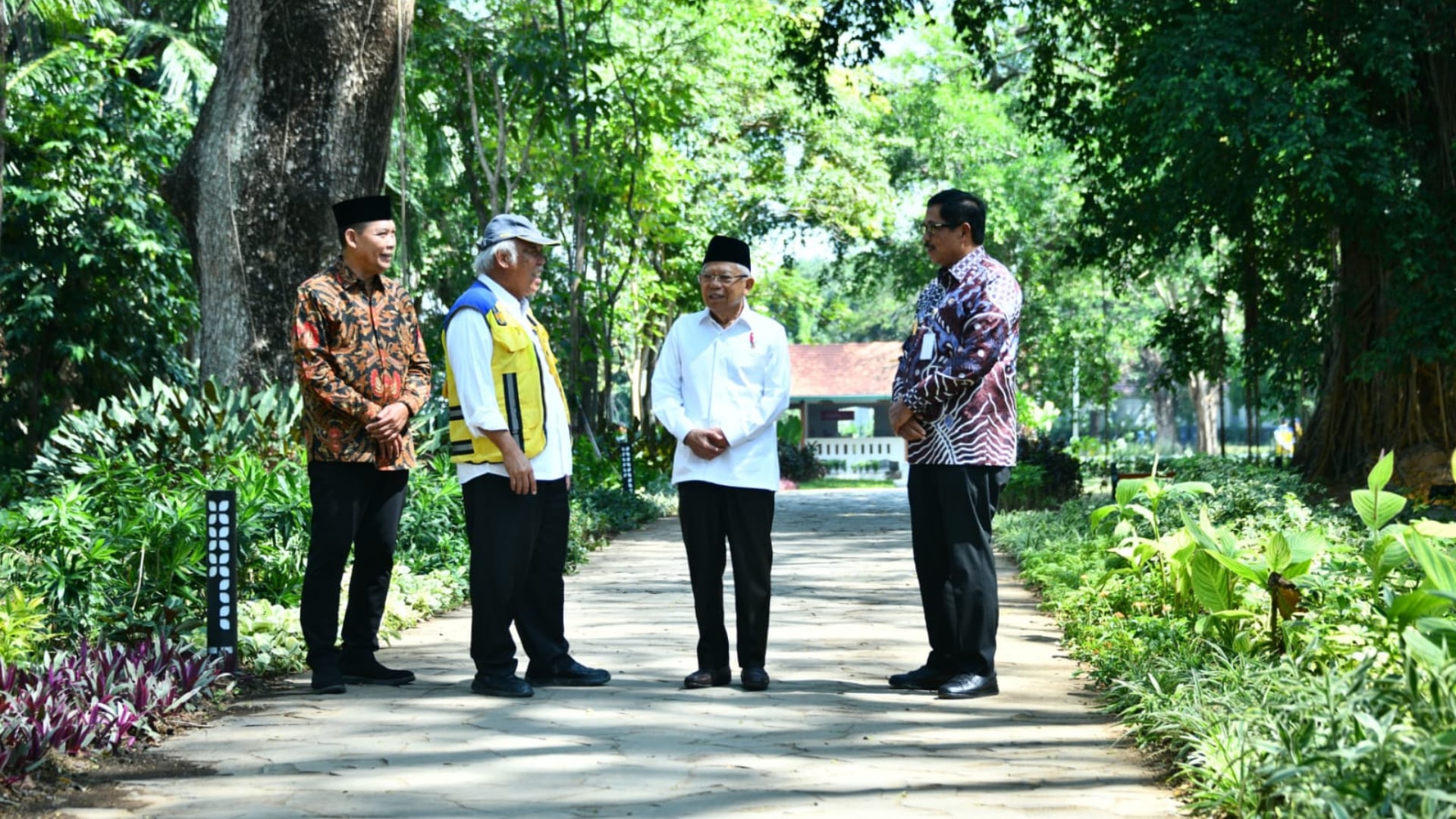 Wapres Ma'ruf Amin Resmikan Taman Balekambang