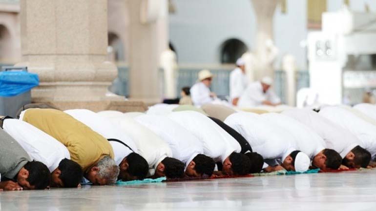 Anjuran Rasulullah SAW Sebelum Sholat Jumat