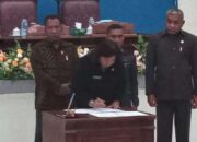 KUA-PPAS APBD 2025 Disetujui dalam Rapat Paripurna Sikka