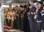 Penjelasan Imam Syafii tentang Imam Shalat Berjamaah