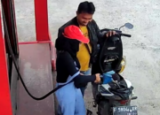 Pria Jaket Hitam Diduga Lakukan Pelecehan di Pertashop Cianjur
