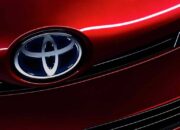 Toyota Pertahankan Posisi Teratas di Industri Otomotif