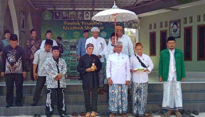 Kolaborasi Budaya dan Agama di Milad Ponpes Riyadlush Sholawat