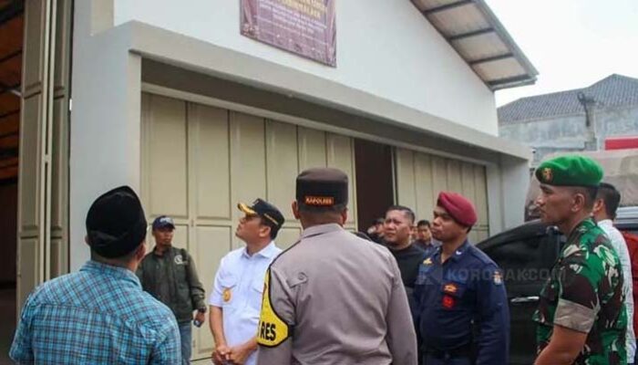 Pj Wali Kota Tasikmalaya Tinjau Kebutuhan AC di Gudang Logistik