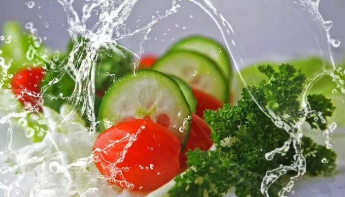 Cara Menjaga Tubuh Terhidrasi Tanpa Harus Minum Air Putih