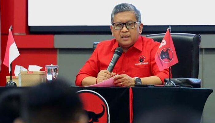 PDIP Resmi Umumkan Jokowi dan Keluarga Keluar dari Partai