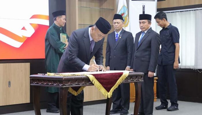 Pemerintah Kota Tasikmalaya Lantik Asep Goparullah Sebagai Sekda Baru