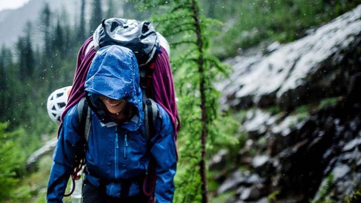 Cara Ampuh Cegah Jamur di Kulit Saat Traveling