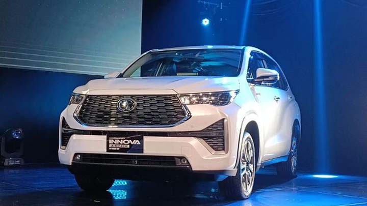 Kijang Innova Rajai Penjualan Mobil 2025!