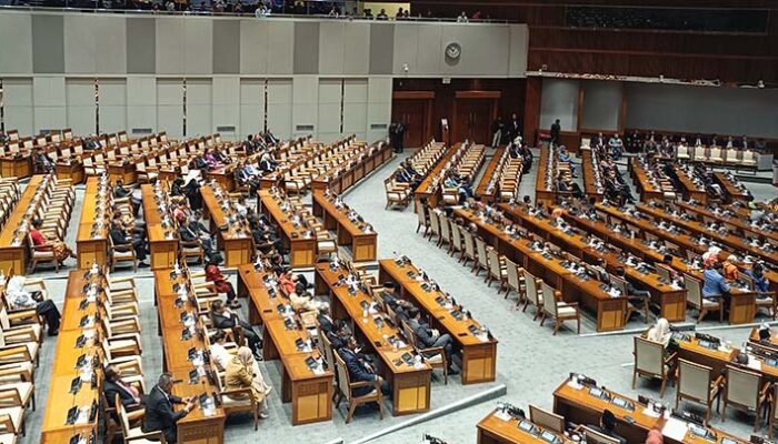 Revisi Tatib DPR Berpotensi Konflik Kepentingan dan Kritik Lembaga Negara