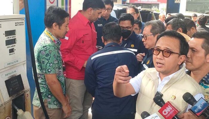 Sidak SPBU Cibubur, DPR Pastikan BBM Tidak Dioplos
