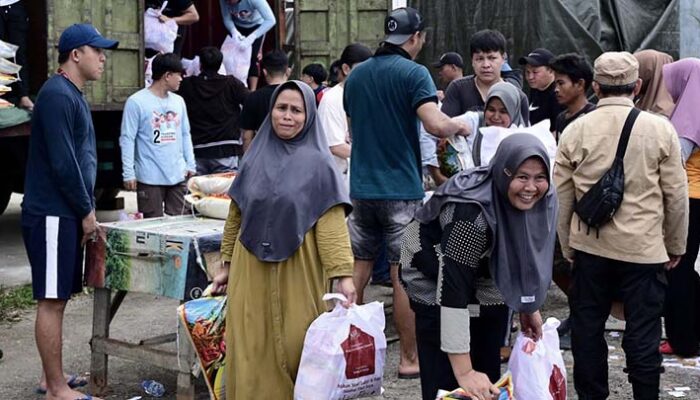 Bantuan Sembako dari Presiden Prabowo Bawa Kebahagiaan di Babakan Madang