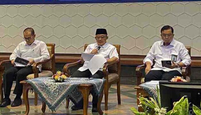 Sekolah Over Kuota Tak Dapat BOS & KIP, Ini Aturan Barunya!