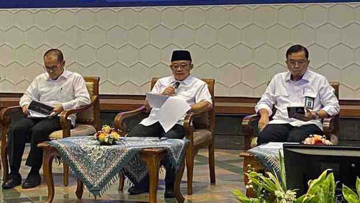 Sekolah Over Kuota Tak Dapat BOS & KIP, Ini Aturan Barunya!