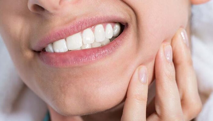 Bebas Ngilu! Tips Ampuh Atasi Gigi Sensitif