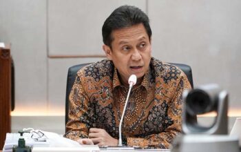 Pernyataan Kontroversial Menkes Budi Gunadi Picu Protes 121 Guru Besar UI