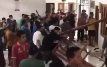 Viral! Warga Geruduk Tempat Ibadah Tak Resmi di Sukabumi