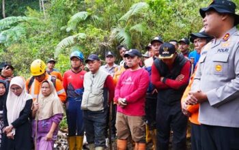 Operasi SAR Korban Longsor Tasikmalaya Dihentikan, Keluarga Korban Kami Ridha