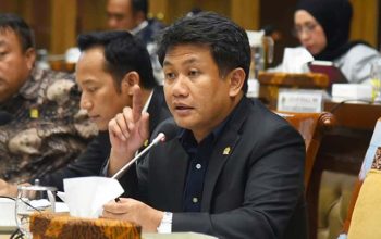 DPR Nilai Bahasa Portugis Tak Relevan Diajarkan di Sekolah