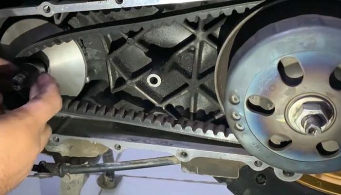 Kenali Gejala dan Cara Merawat Kampas Ganda Motor Matic